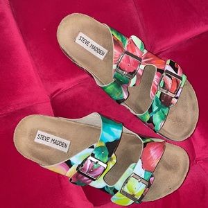 Steve Madden sandals ❤️